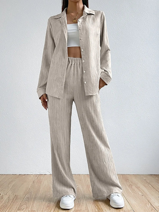 Zweiteiliger, einfarbiger Vintage-Hemd mit langen Ärmeln und Button-Down-Hemd. Lässiger, lockerer Damen-Hosenanzug mit geradem Bein - Trendtroovee