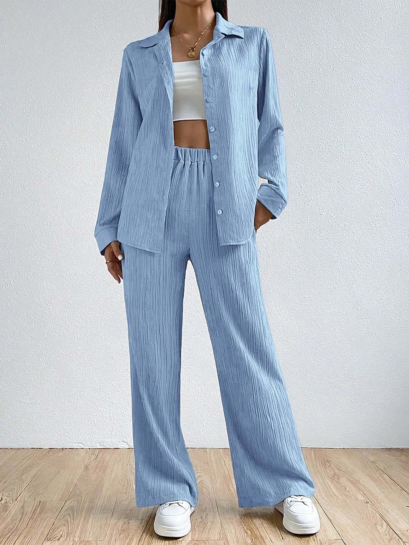 Zweiteiliger, einfarbiger Vintage-Hemd mit langen Ärmeln und Button-Down-Hemd. Lässiger, lockerer Damen-Hosenanzug mit geradem Bein - Trendtroovee