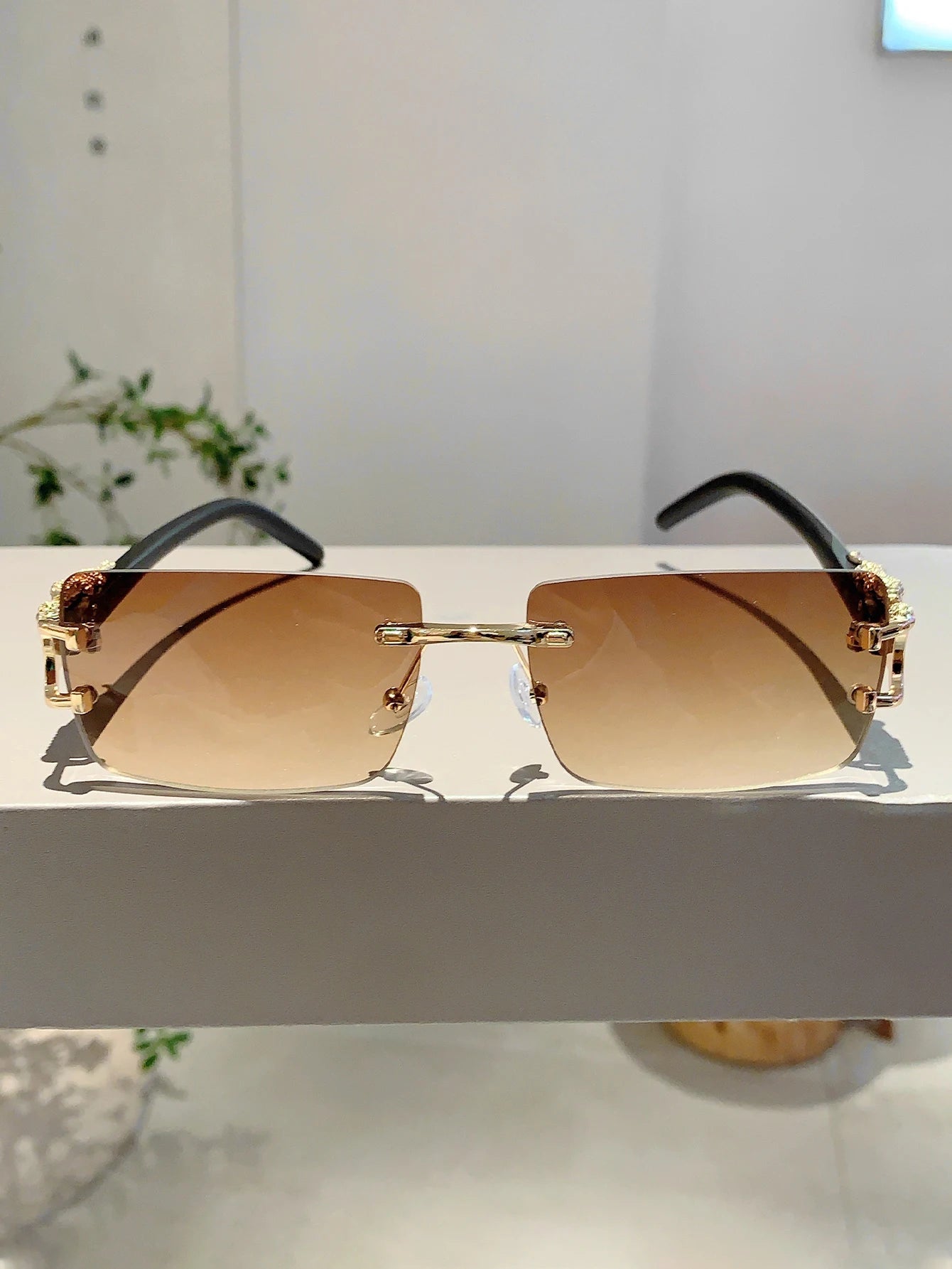 KAMMPT Beliebte randlose Damen-Sonnenbrille, luxuriöse Metall-Design-Sonnenbrille, übergroße Dekoration, Sonnenbrille für Reisen, Fahren - Trendtroovee