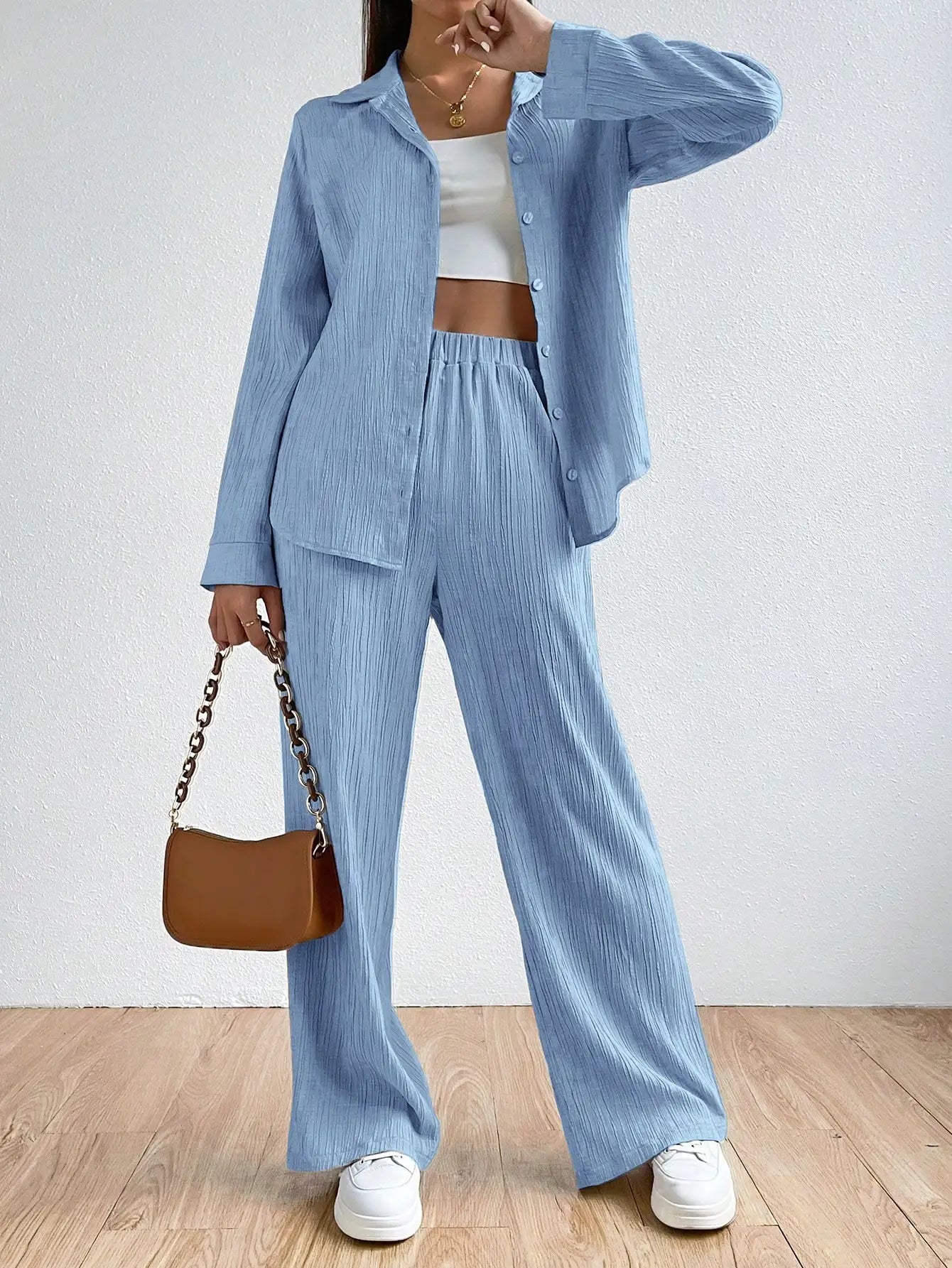 Zweiteiliger, einfarbiger Vintage-Hemd mit langen Ärmeln und Button-Down-Hemd. Lässiger, lockerer Damen-Hosenanzug mit geradem Bein - Trendtroovee